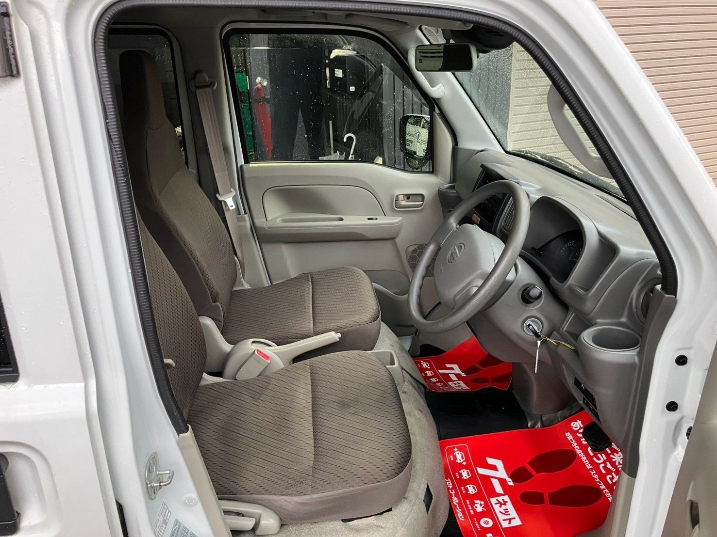 日産 NV100クリッパーバン DX