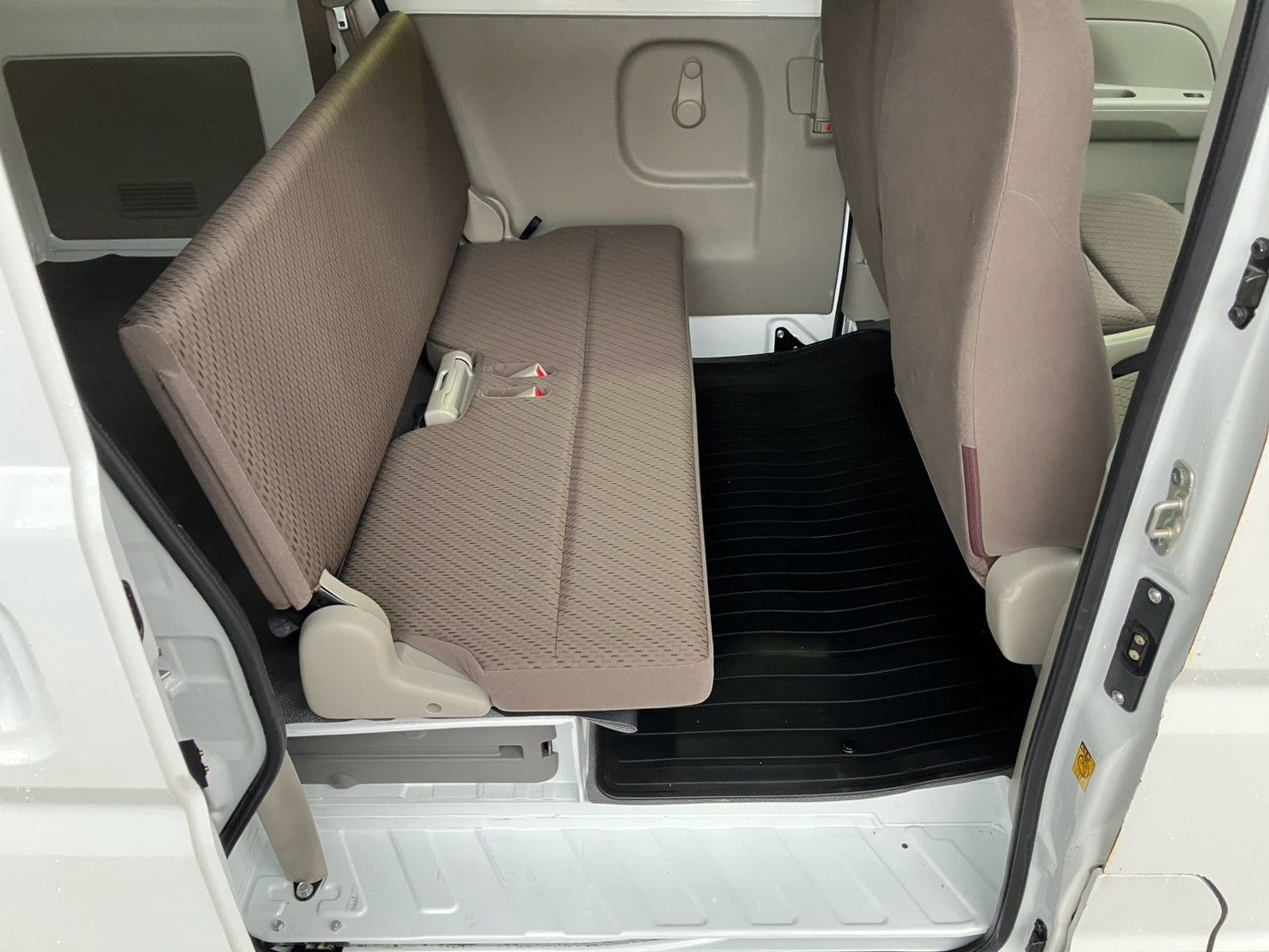 日産 NV100クリッパーバン DX
