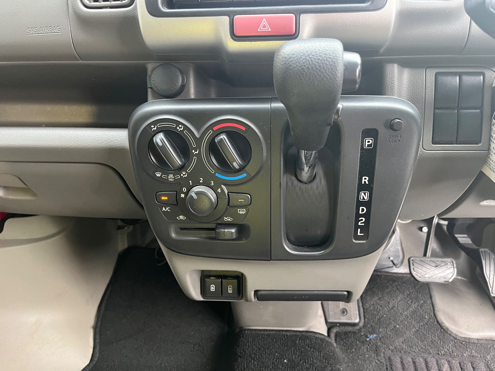 日産 NV100クリッパーバン DX GLセーフティーパッケージ